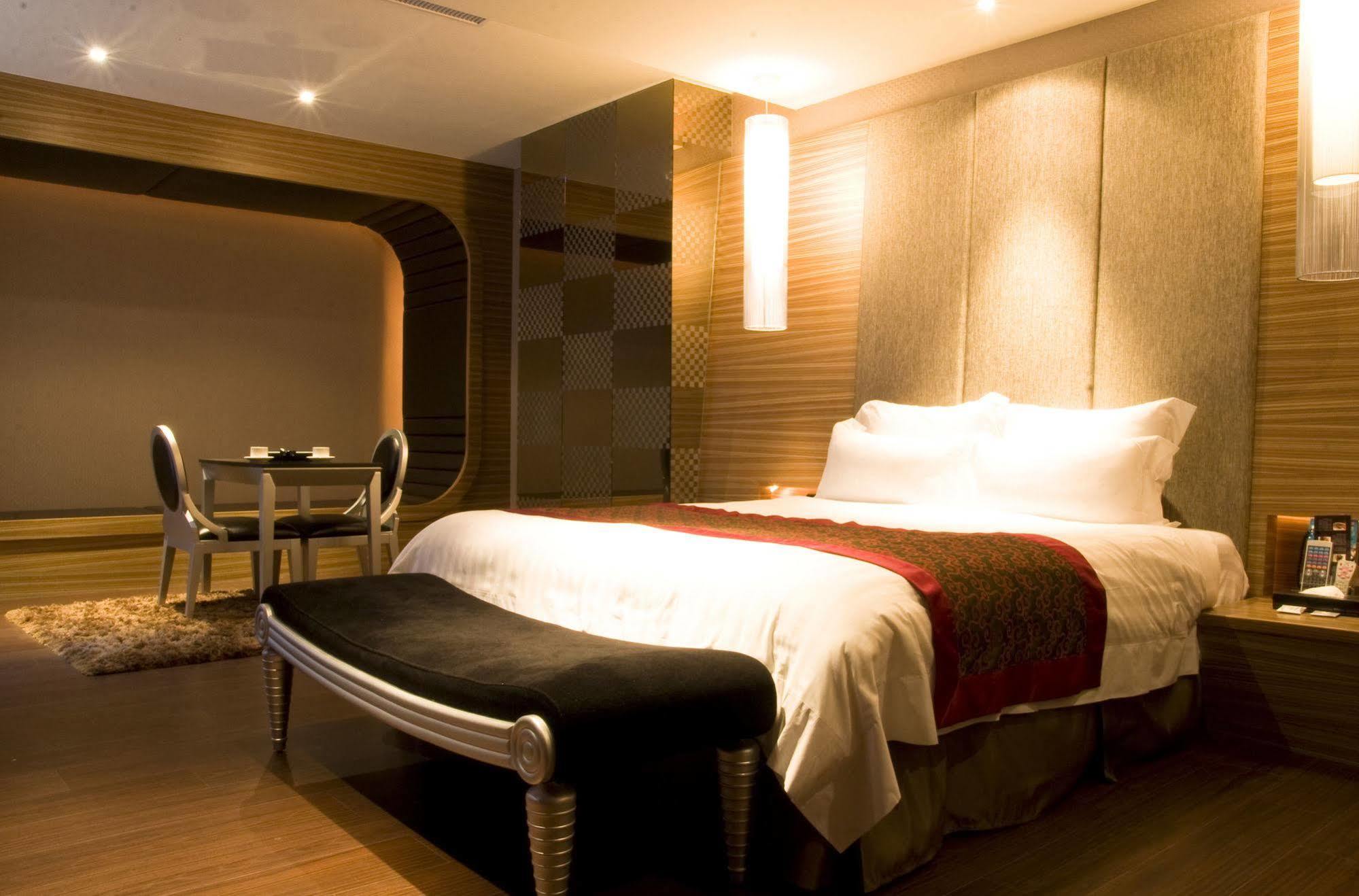 Yes Motel Zhonghe  Eksteriør billede